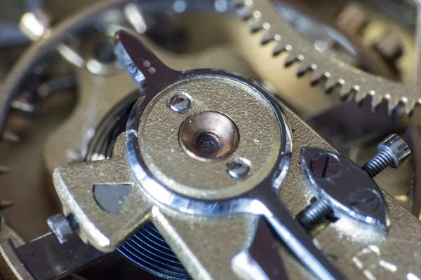 Silicon Hairsprings in 2026: The Trade-Off Rolex and Patek Don't Advertise